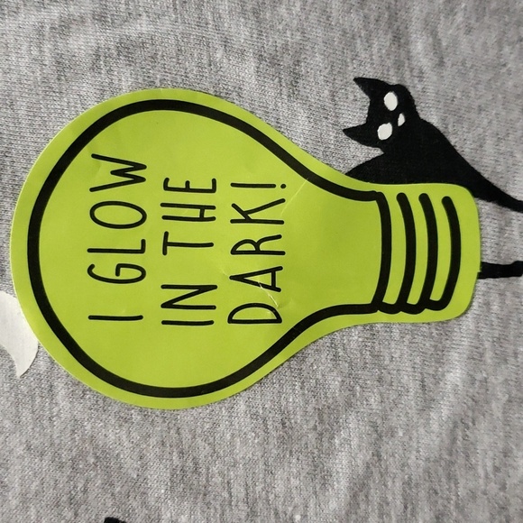 La Luna Black Cat and Glow in the Dark Moons Scoop Neck Short Sleeve T-shirt - Picture 2 of 6